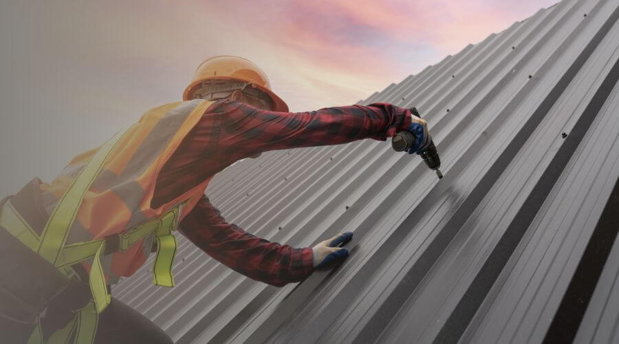 Professional residential roofers in Park, KS